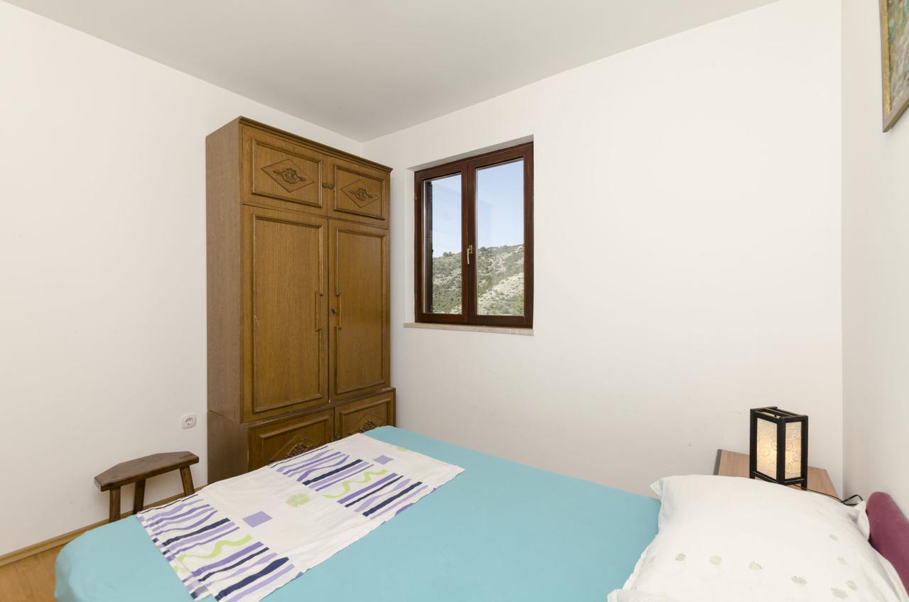 Apartments Ante Vinišće Exterior foto