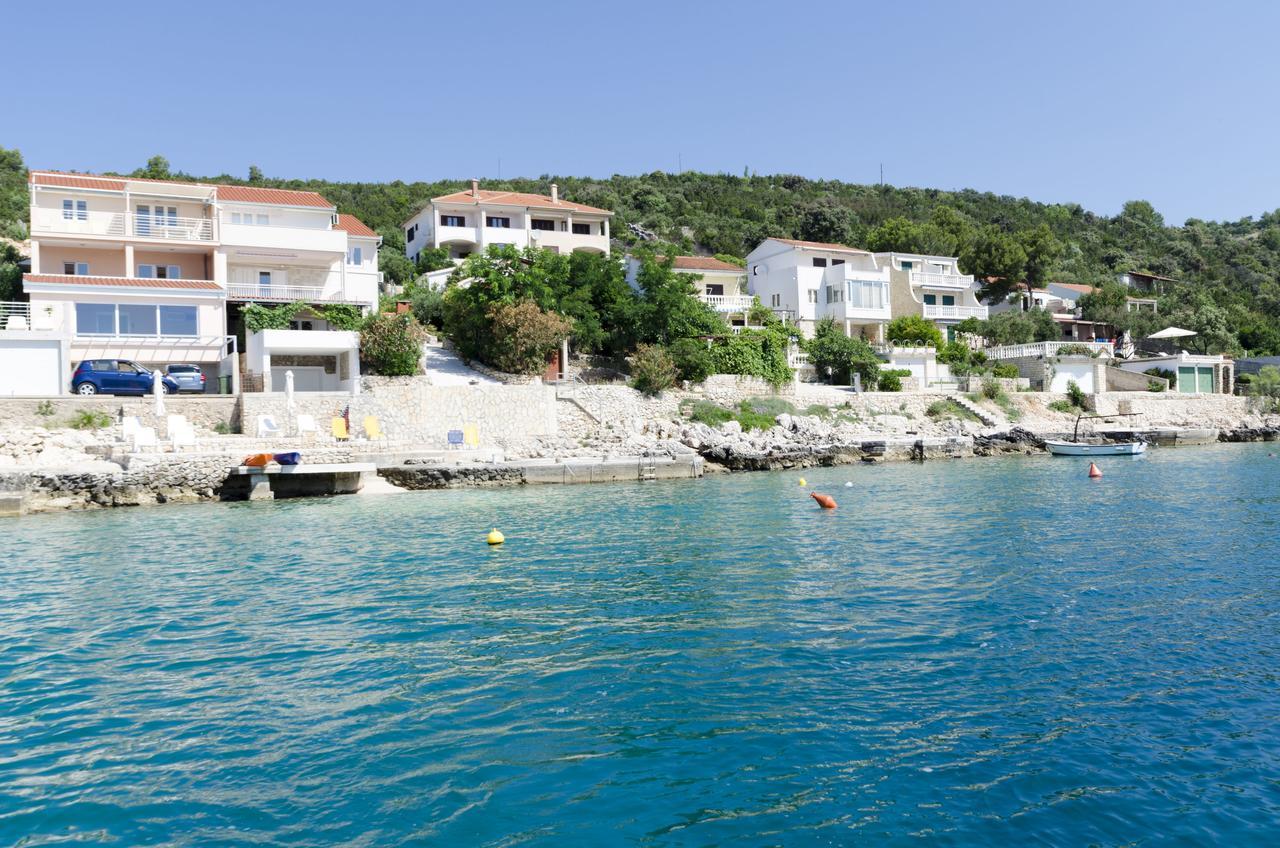 Apartments Ante Vinišće Exterior foto